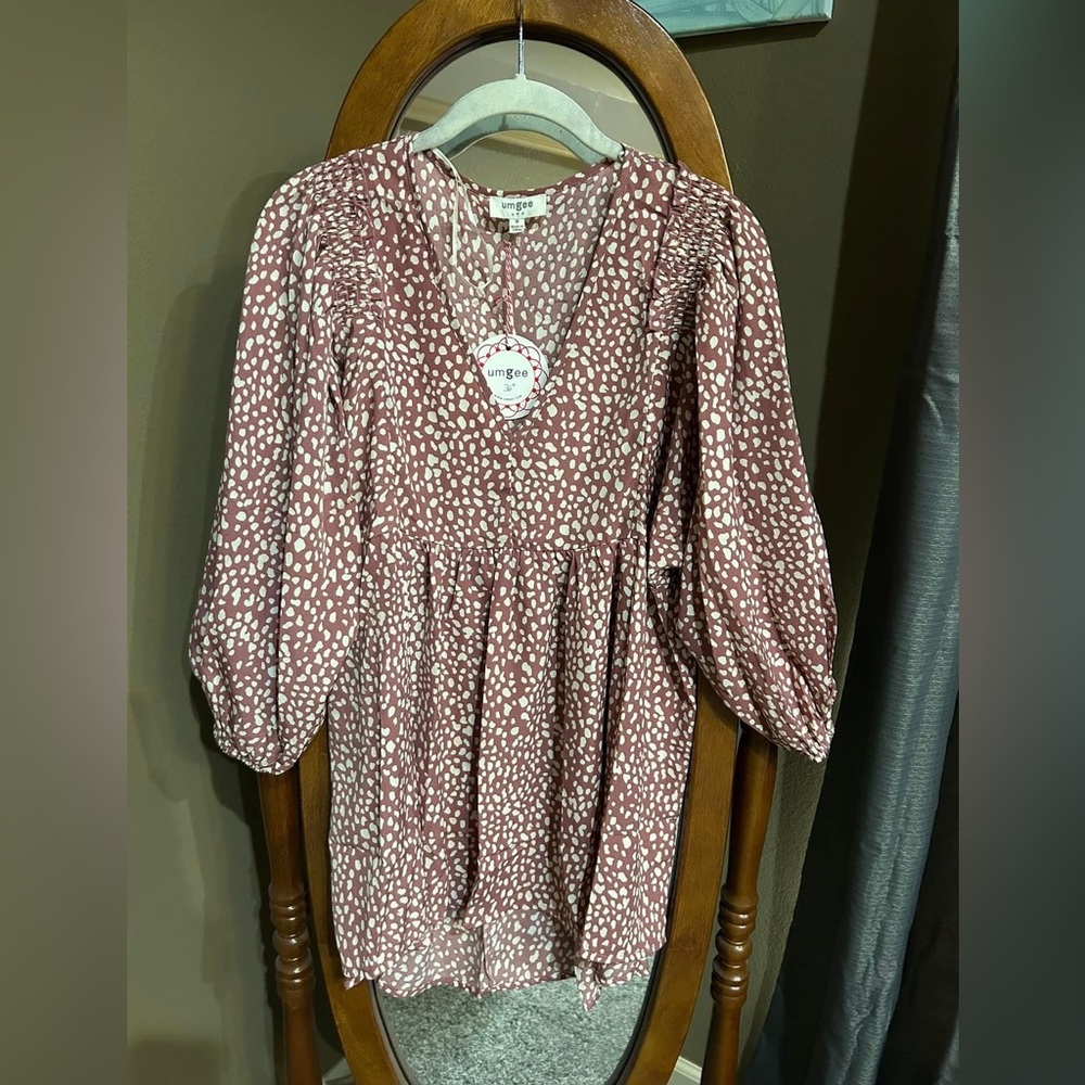 Mauve and white blouse